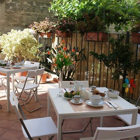 Il Sole Nel Cuore B&B SantʼAgata di Militello Exterior foto